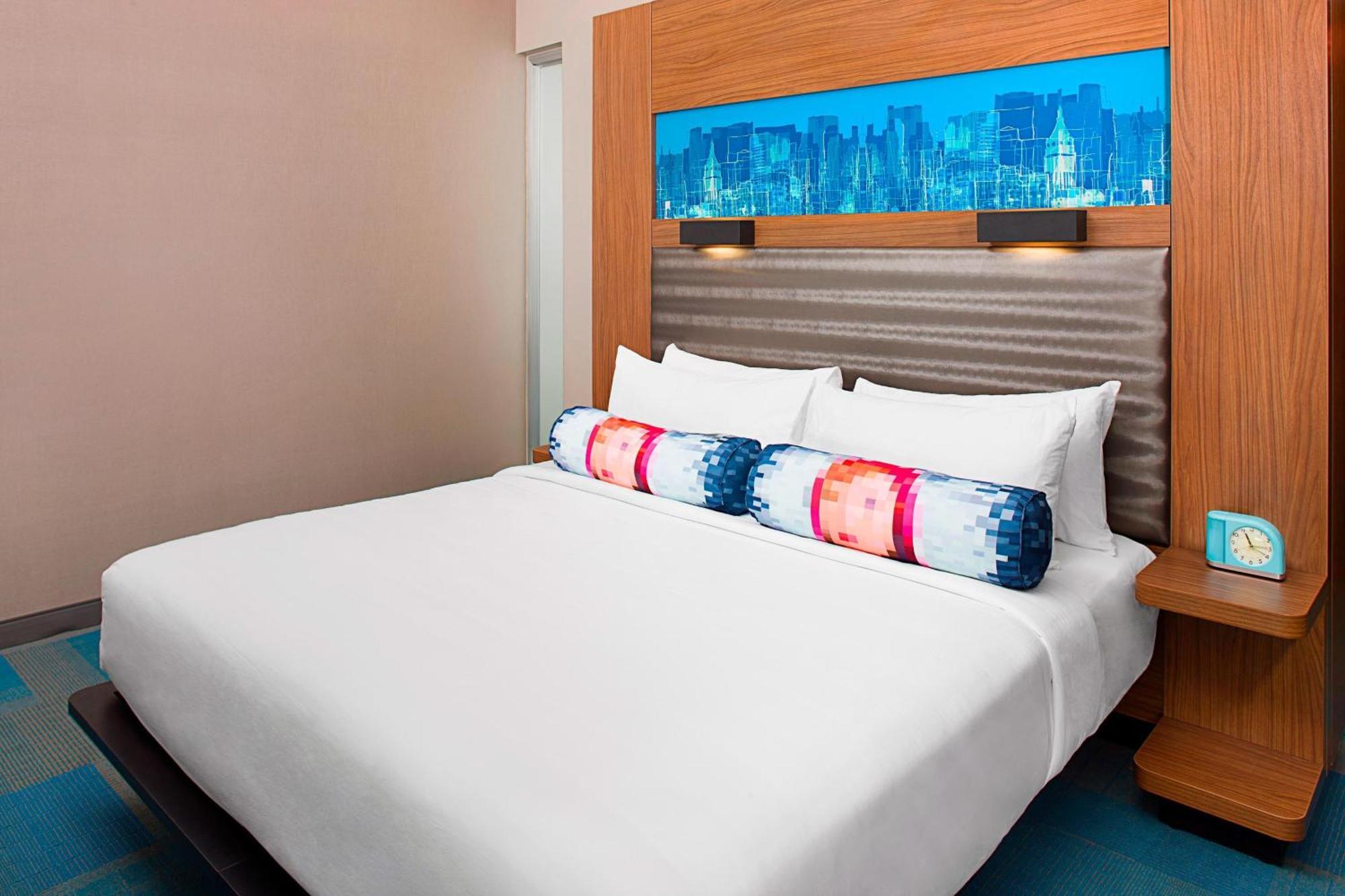 Aloft Beachwood Exterior foto